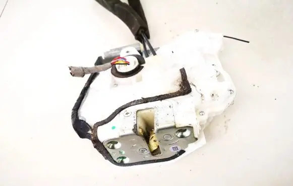 Honda Accord Front door lock