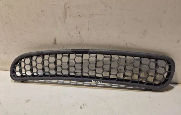 Mini One - Cooper R50 - 53 Wiper trim