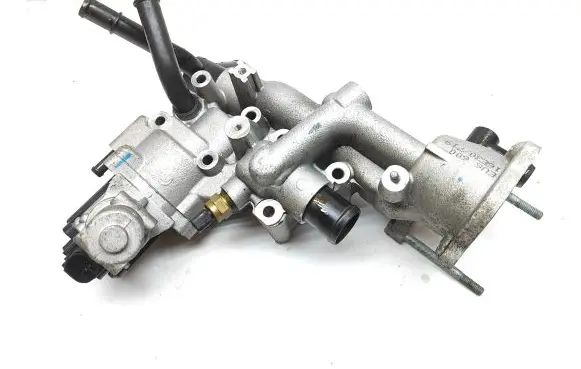 KIA Sorento EGR valve 284102F600 16E2470570