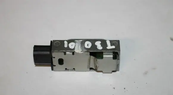 Nissan X-Trail T30 Sensor FACN0037230405