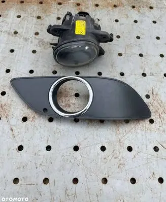 Mercedes-Benz B W245 Front fog light