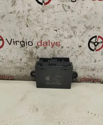 Ford Mondeo MK V Door control unit/module DG9T14C108CB 10147590 DG9T14B533