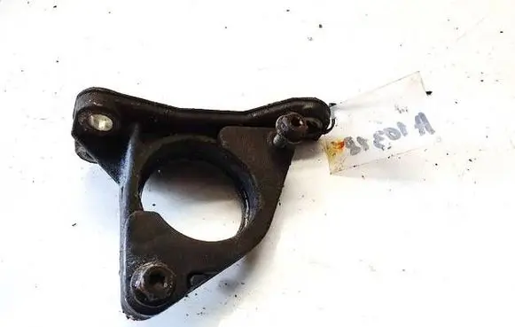 Nissan Note (E11) Engine mounting bracket