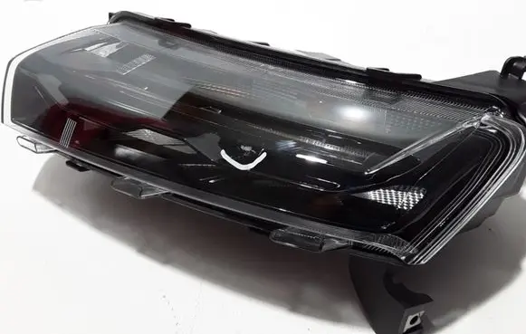 Dacia Spring Headlight/headlamp 266052417R