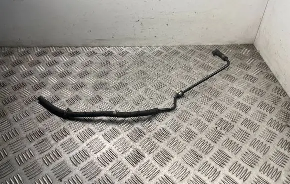 Engine coolant pipe/hose