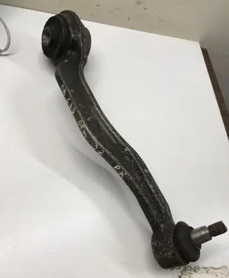 Mercedes-Benz CLS C219 Front lower control arm/wishbone