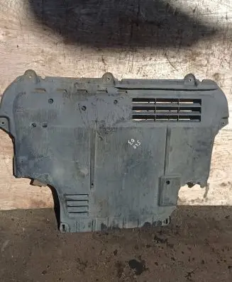 Volvo S40 Front underbody cover/under tray 