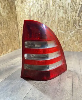 Mercedes-Benz C W203 Rear/tail lights