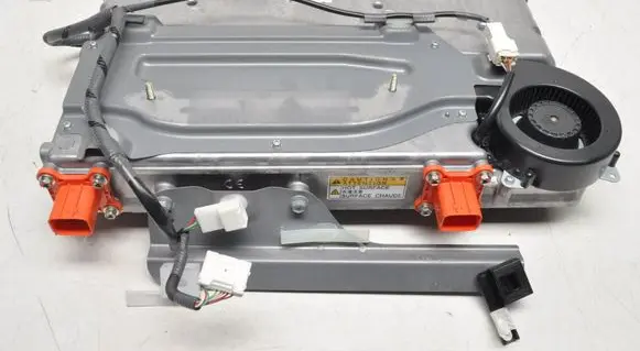 Toyota Prius (XW30) Voltage converter inverter G909047040