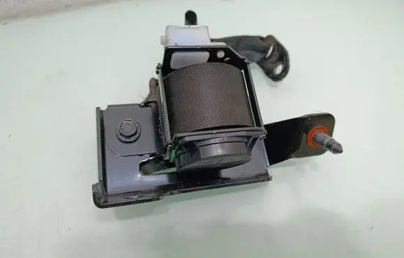 Hyundai i40 Rear seatbelt 898103Z000RY