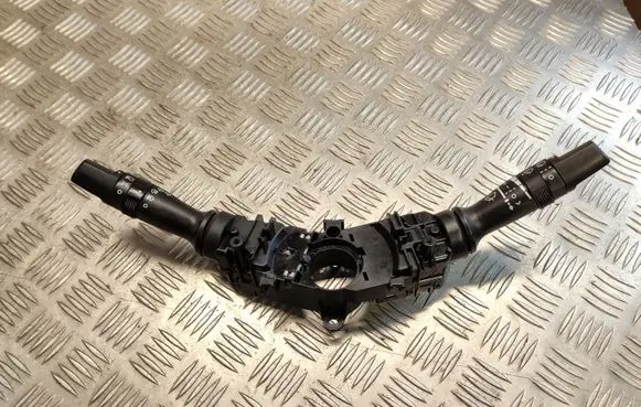 Hyundai ix20 Wiper turn signal indicator stalk/switch 924101M631 934202K560 3753MA2210