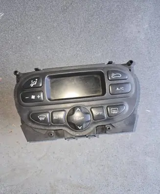 Citroen Xsara Picasso Climate control unit 96514030XT B00018085 F011500007