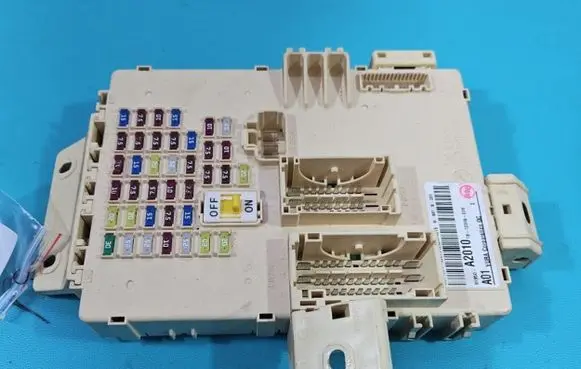KIA Ceed Fuse box set 91950-A2010 IMPRK1433119
