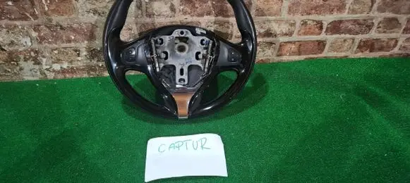 Renault Captur Steering wheel