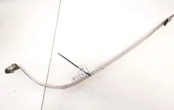 Fuel tank mounting bracket