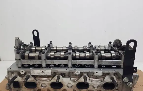 KIA Sportage Engine head 221112F601