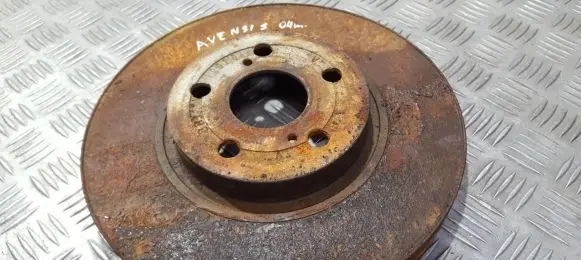 Toyota Avensis T250 Front brake disc