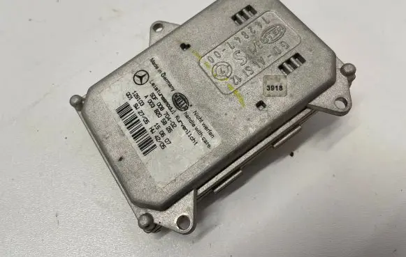 Mercedes-Benz ML W164 Headlight ballast module Xenon A0038205826