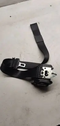 Audi A4 S4 B7 8E 8H Front seatbelt 8h0857705D