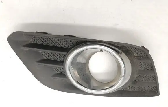 Opel Mokka Fog light bracket 25980485