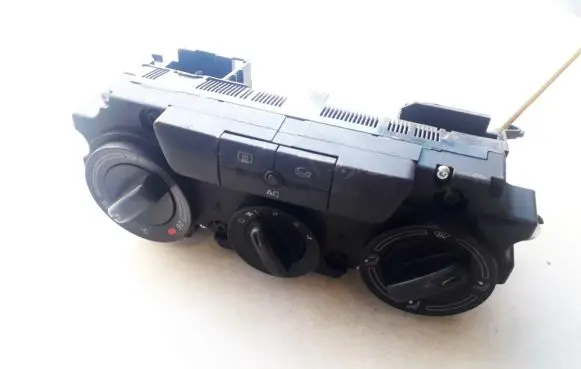 Skoda Octavia Mk2 (1Z) Climate control unit