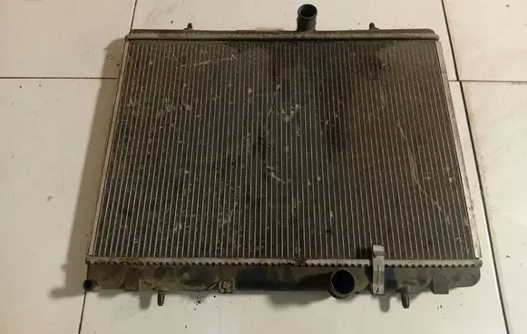 Citroen C4 Grand Picasso Coolant radiator 9680533480