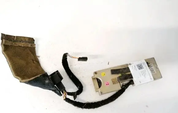 BMW 3 E46 Antenna control unit 