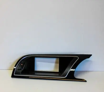 Radio/GPS head unit trim