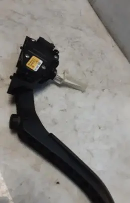 Audi Q7 4L Throttle position sensor 7L0723507D 6PV00802624