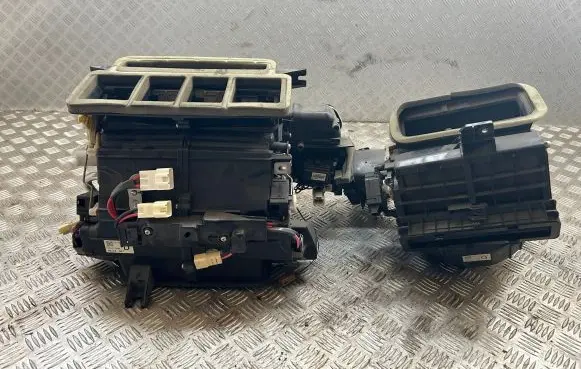 Subaru Impreza III Interior heater climate box assembly 72110SC030