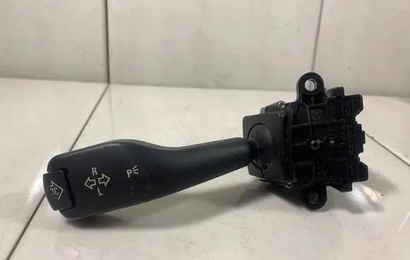 BMW X5 E53 Indicator stalk 8363668M
