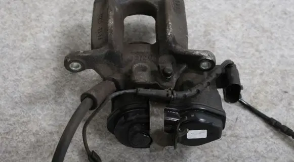 BMW X3 F25 Rear brake caliper 32349660 1872B