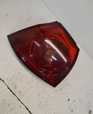 Volkswagen Golf V Rear/tail lights 4VFX13405AA