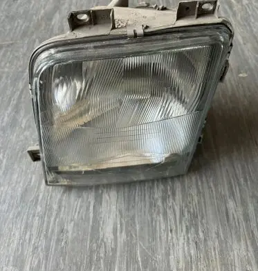 Volkswagen II LT Headlight/headlamp 2D1941015