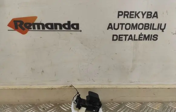 Toyota RAV 4 (XA40) Electric window control switch 19282911