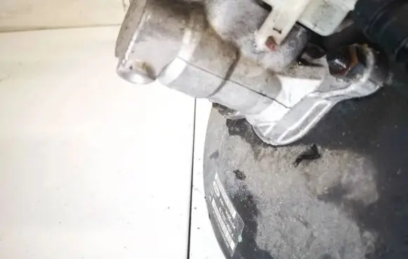 Ford Grand C-MAX Master brake cylinder av612140g av61-2140-g
