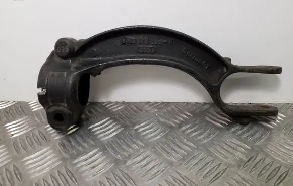 Audi A4 S4 B8 8K Lower shock absorber bracket 8K0413K