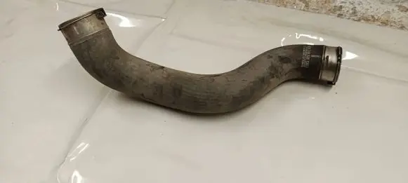 Mercedes-Benz CLA C117 X117 W117 Intercooler hose/pipe A2465281382