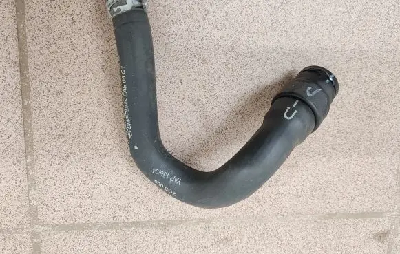 Mercedes-Benz A W169 Heater radiator pipe/hose A1698301096