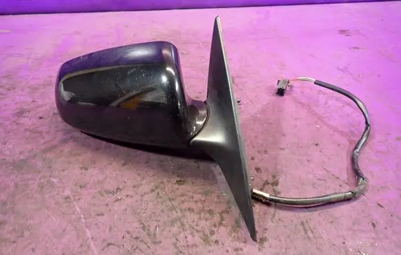 Audi A6 Allroad C5 Front door electric wing mirror
