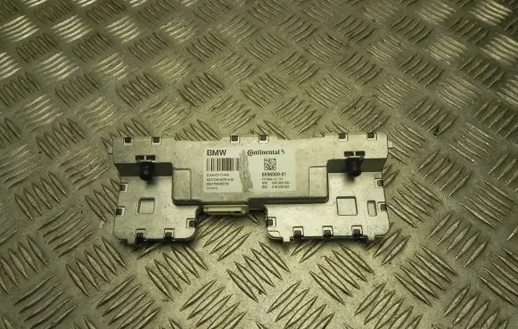 BMW X3 G01 Front bumper camera 6996069