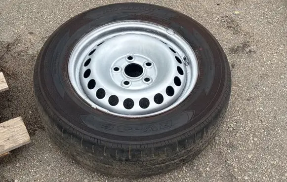 Volkswagen Transporter - Caravelle T5 R16 spare wheel