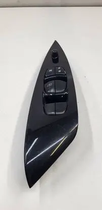 Nissan Leaf I (ZE0) Electric window control switch 254013NF0A