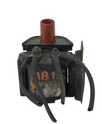 Mercedes-Benz 190 W201 High voltage ignition coil 0001586103 A0001585403 A0001586103