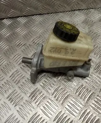 Mercedes-Benz E W210 Master brake cylinder A2024300202