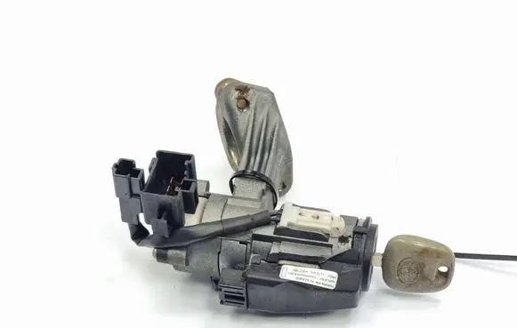 Toyota Corolla E120 E130 Ignition lock 89783-02020