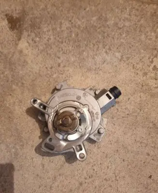 Ford Fusion II Vacuum pump BM5G2A451EC 20130412 D87FA