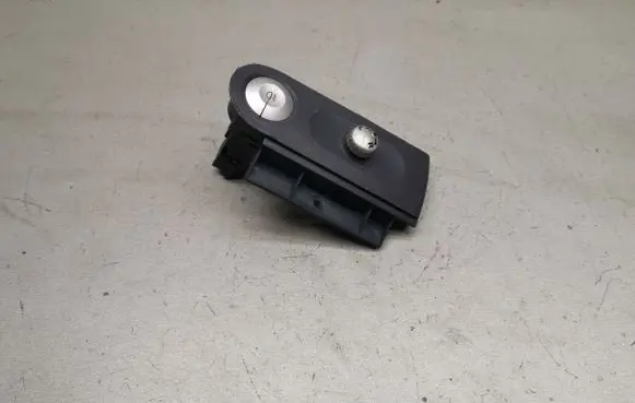 Mitsubishi Colt Wing mirror switch