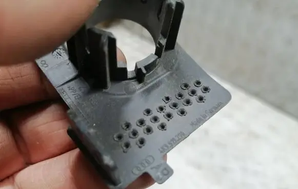 Audi A6 S6 C8 4K Front parking sensor holder (PDC) 4k9919290