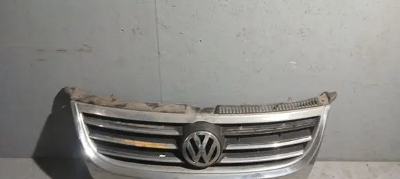 Volkswagen Touran I Front grill 1T0853651